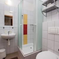 Четырехместный (Четырехместный номер) гостевого дома Penzion Hviezda, Братислава