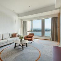 Сьюит (1 King 1 Bdrm Ste Jinji Lake Landmark Vw) отеля InterContinental Suzhou, Сучжоу