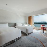 Двухместный (2 Twin Beds Premium Jinji Lake View) отеля InterContinental Suzhou, Сучжоу