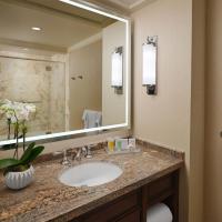 Одноместный (Роскошный номер Tower с 1 кроватью «king-size») отеля Little America Hotel Salt Lake City, Солт-Лейк-Сити