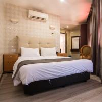 Двухместный (Стандартный номер с кроватью размера "queen-size") отеля Suwara Hotel Kepong, Куала-Лумпур