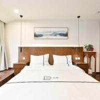 Семейный (Sunshine Balcony Family Room) отеля Xiao Yuan Alley Courtyard Hotel, Пекин