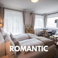 Двухместный (Двухместный номер с 1 кроватью и видом на горы) отеля Chalet Hotel Hartmann - Adults Only, Ортизеи