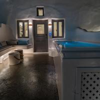 Сьюит (Люкс «Медовый месяц в пещере») отеля Eternity Suites Santorini, Тира