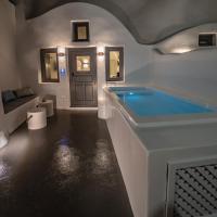 Сьюит (Люкс «Медовый месяц в пещере») отеля Eternity Suites Santorini, Тира