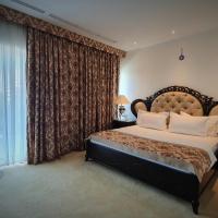 Двухместный (Номер Делюкс с кроватью размера «king-size») отеля Hotel Bavaria Blu, Мамая