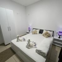 Двухместный (Улучшенный двухместный номер с 1 кроватью) хостела Hostel Tripoli, Бухарест