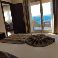 Сюит (Суперлюкс с кроватью размера «king-size» и видом на море) отеля Jewel San Stefano Hotel, Александрия