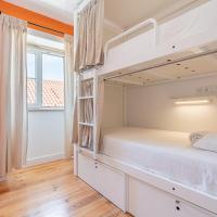 Номер (Superior 3 Bed-Dorm) хостела We Love F Tourists, Лиссабон