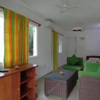 Двухместный (Улучшенный двухместный номер с 1 кроватью) гостевого дома Chez Michellin Pensions Residence, Ла-Диг