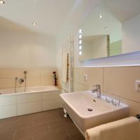 Апартаменты (Улучшенные апартаменты с 2 спальнями) апарт-отеля Business Suiten with bathroom, Мюнхен