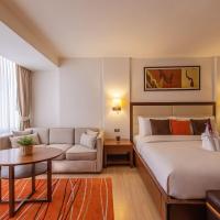 Студио (Staycation Offer - Studio with Food & Beverage Credit) отеля Oakwood Residence Sukhumvit 24, Бангкок