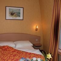 Семейный (Два смежных двухместных номера с 1 кроватью в каждом) отеля Hôtel Transcontinental, Париж