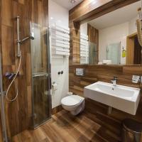 Двухместный (Двухместный номер с 1 кроватью и балконом) курортного отеля Villa Delfin Spa, Свиноуйсьце