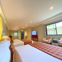 Сьюит (Garden Two-Bedroom Family Studio) отеля Anantasila Villa by the sea, Hua Hin Beachfront, Хуахин