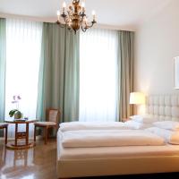 Трехместный (Трехместный номер) отеля Hotel Schwalbe, Вена