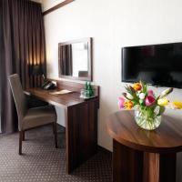 Сьюит (Семейный номер (для 2 взрослых и 2 детей)) отеля Golden Tulip Krakow City Center, Краков