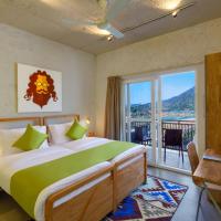 Двухместный (Deluxe Room Ganges Facing) отеля The Hideaway Bedzzz Rishikesh by Leisure Hotels, Ришикеш