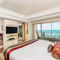 Сьюит (Royal Wing Suite (1 bedroom)) отеля Royal Wing Suites & Spa, Паттайя