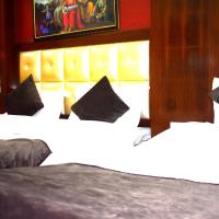 Трехместный (Трехместный номер Делюкс) отеля Hotel Kama Palace, Нью-Дели