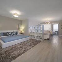 Сьюит (King Suite with Balcony 3 - A205) апарт-отеля Strand Ocean Drive Suites, Майами-Бич