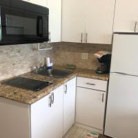 Студио (Номер-студио с видом на море) апартаментов Ocean Front Units at Casablanca, Майами-Бич