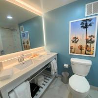 Двухместный (Номер с кроватью размера «king-size» — Для некурящих) отеля Radisson Hotel Miami Beach, Майами-Бич