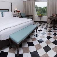 Четырехместный (Luxury Room Various View  King Bed) отеля Taj Bengal, Калькутта