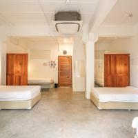 Номер (Односпальная кровать в общем номере с 6 кроватями) хостела The Dearly Koh Tao Hostel, Ко Тао