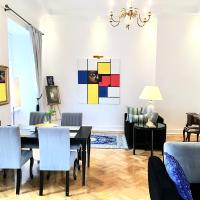 Сьюит (Роскошный люкс с видом на Рыночную площадь) апартаментов Luxury Apartments Mondrian Castle Square, Варшава