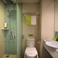 Двухместный (Max Happiness) отеля MaxOneHotels.com at Pemuda, Джакарта