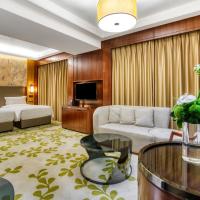Двухместный (Luxury Twin Room with Mountain and Lake View) отеля Sofitel Silver Plaza Jinan, Цзинань