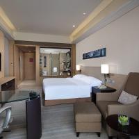 Двухместный (1 King Bed Premium Lounge Access) отеля Crowne Plaza Guangzhou Huadu, Гуанчжоу