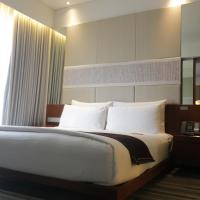 Сьюит (Городской люкс) отеля Hansar Bangkok, Бангкок