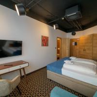 Трехместный (Бюджетный трехместный номер) хостела NEW! Boutique Capsule Hostel CHORS, Братислава