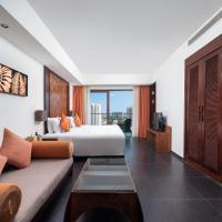 Двухместный (Superior Room - Kapok（ Water park tickets for 2 person + one set menu for 2 persons + one Advance Zone ticket for single person）) отеля Mangrove Tree Resort World Sanya Bay-Kapok, Санья