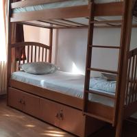 Номер (Кровать в общем 6-местном номере для мужчин и женщин) хостела Hostel Andrei, Яссы