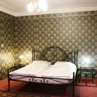 Двухместный (Двухместный номер с двуспальной кроватью и дополнительной кроватью) апарт-отеля Residence 7 Angels, Прага