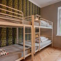 Номер (Кровать в общей спальне с 4 кроватями и отдельной ванной комнатой) хостела Atlantis Hostel, Краков