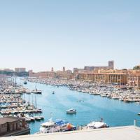 Двухместный (Cocoon Family Room - Old Port View) отеля Hôtel Alizé Marseille Vieux Port, Марсель