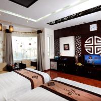 Семейный (Полулюкс с видом на озеро) отеля Wild Lotus Hotel - Xuan Dieu, Ханой