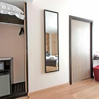 Двухместный (Двухместный номер "Комфорт" с окнами во двор) отеля Hôtel Hor, Париж