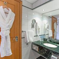 Двухместный (Клубный номер) отеля Crowne Plaza Dubai, Дубай