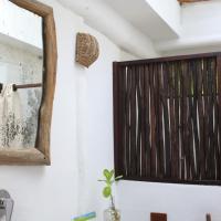 Номер (Улучшенное бунгало с видом на сад) отеля Casa Violeta, Тулум