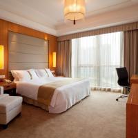 Сьюит (Люкс с кроватью размера "king-size" и кухней) отеля Holiday Inn Hangzhou CBD, Ханчжоу