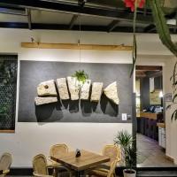 Трехместный (Трехместный номер с общей ванной комнатой) гостевого дома SKLEP, Прага