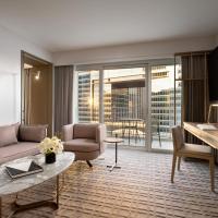 Сьюит (Studio King Suite with Balcony) отеля Fairmont Century Plaza Los Angeles, Лос-Анджелес