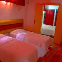 Семейный (Семейный номер (для 6 взрослых)) отеля Hôtel Auberge du Littoral, Тагазут