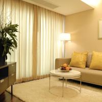 Студио (Studio - Free early check in 8.00 AM) отеля The Narathiwas Sathorn Bangkok, Бангкок