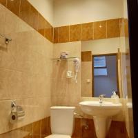 Четырехместный (Четырехместный номер с ванной комнатой) гостевого дома Beta, Прага